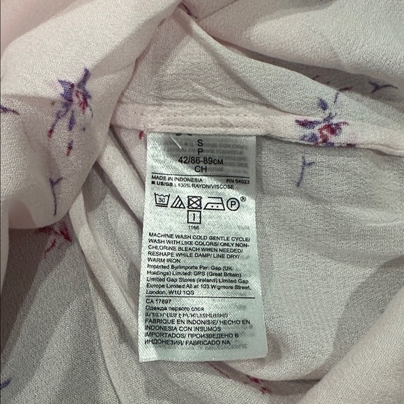 Banana Republic Pink & Purple Sleeveless V-Neck Top Size S - Picture 6 of 9